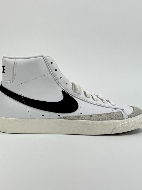 Nike Blazer Mid \'77 Vintage \'White Black\' BQ6806-100 Multi Size